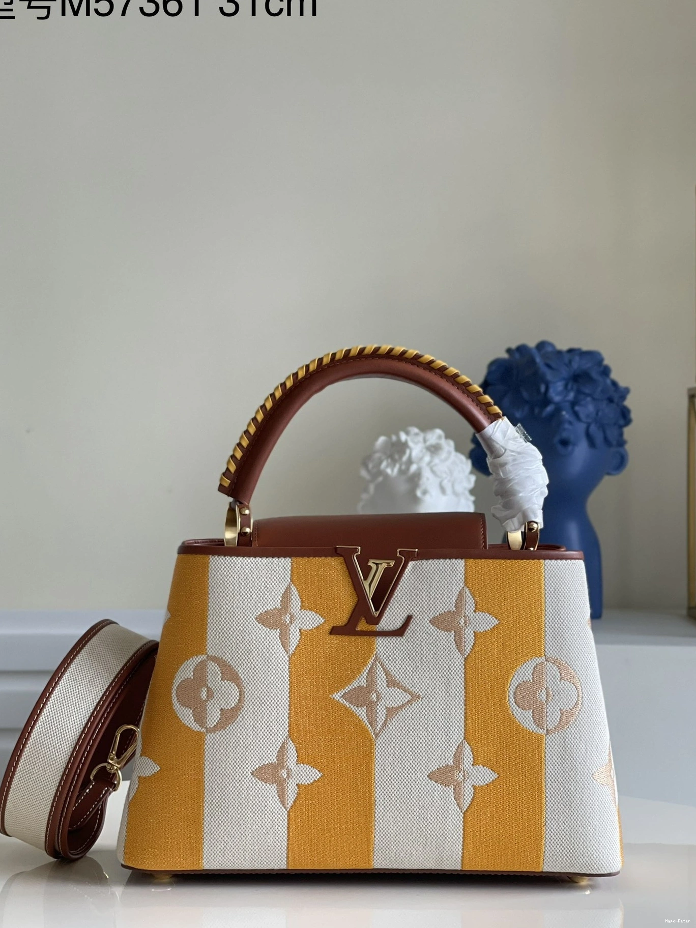 CAPUCINES MM VUITTON LOUIS 0713